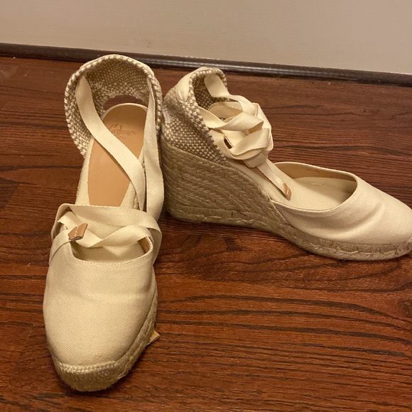 Castaner New in Box Cream and Ivory Espadrille Wedge Sandal Size 39 (USA 8) - Picture 4 of 8